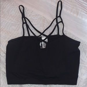 black crop top 🖤